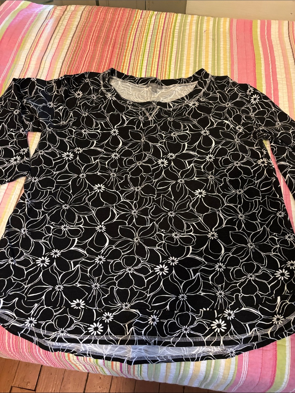 Talbots Black Long-Sleeve Floral Outline Tee